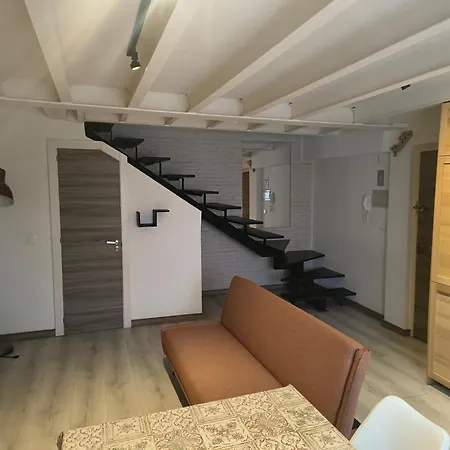 White House Apartman Burgo