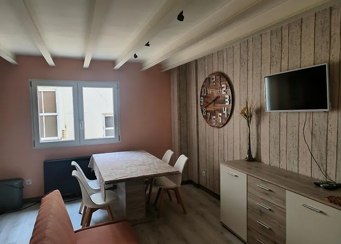 Apartman White House Burgo